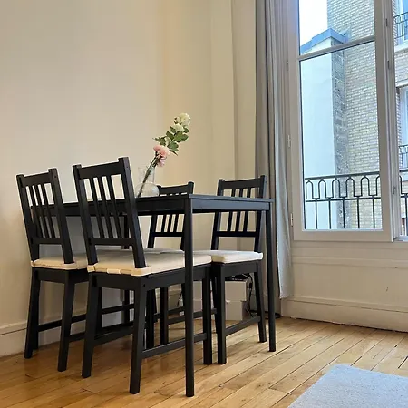 Spacious Flat Near Montparnasse Bausset 4th Lejlighed *