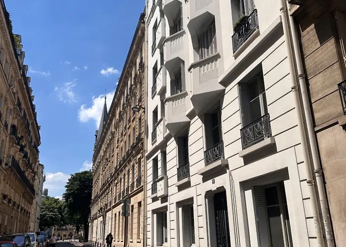 Spacious Flat Near Montparnasse Bausset 4th Παρίσι