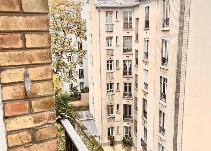 Spacious Flat Near Montparnasse Bausset 4th * Παρίσι