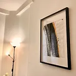 Daire Spacious Flat Near Montparnasse Bausset 4th Paris