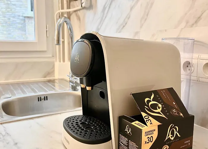 Spacious Flat Near Montparnasse Bausset 4th